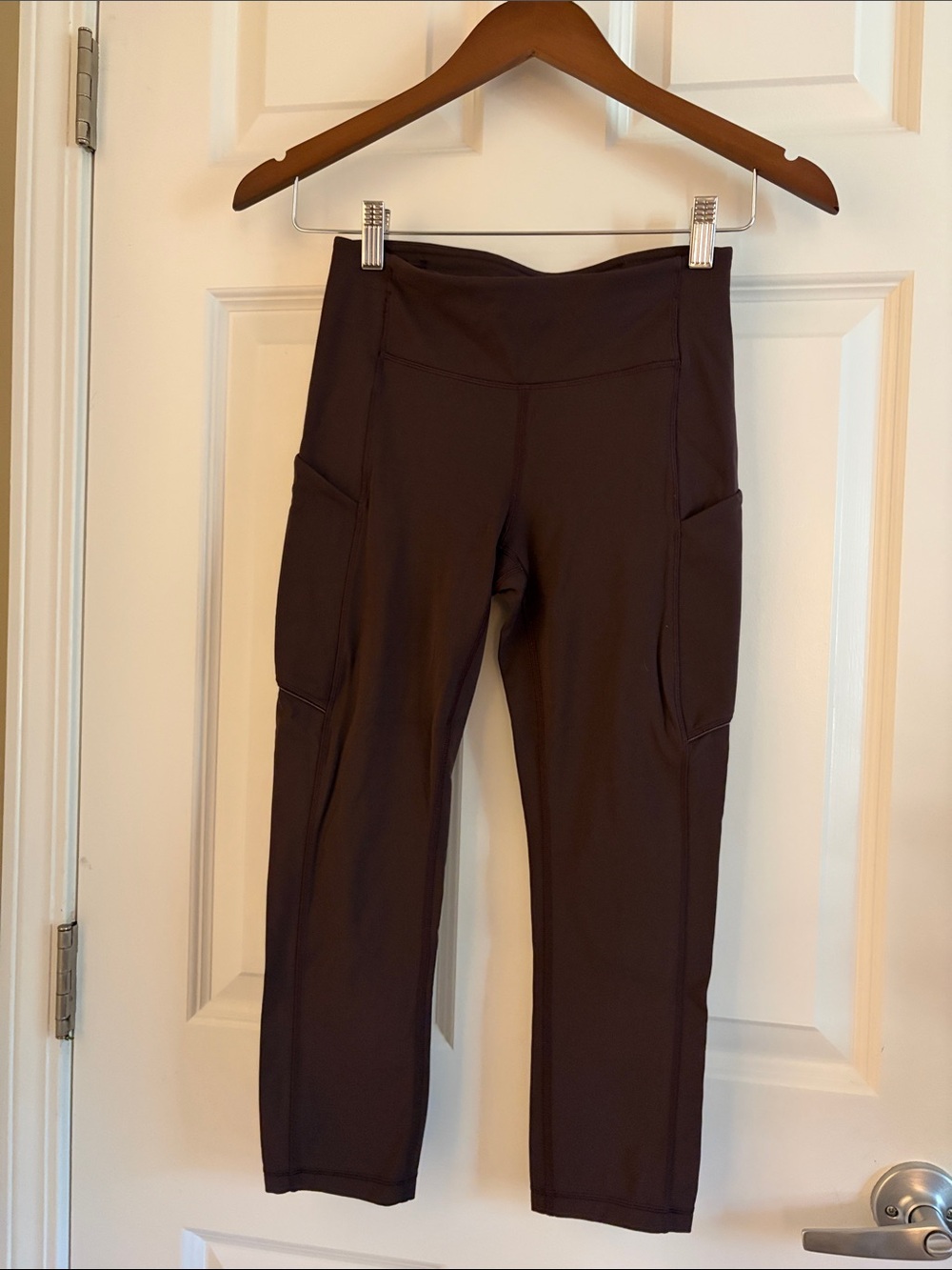 lululemon Chocolate Brown Capri Pocket Leggings